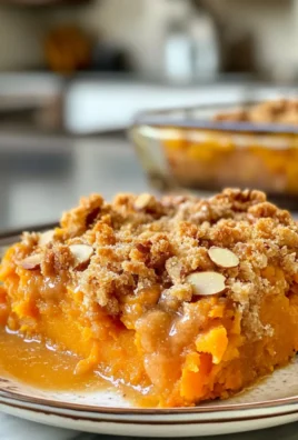 Irresistible Creamy Sweet Potato Casserole with Almond Streusel