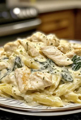 Creamy Ultimate Spinach and Artichoke Chicken Pasta Delight